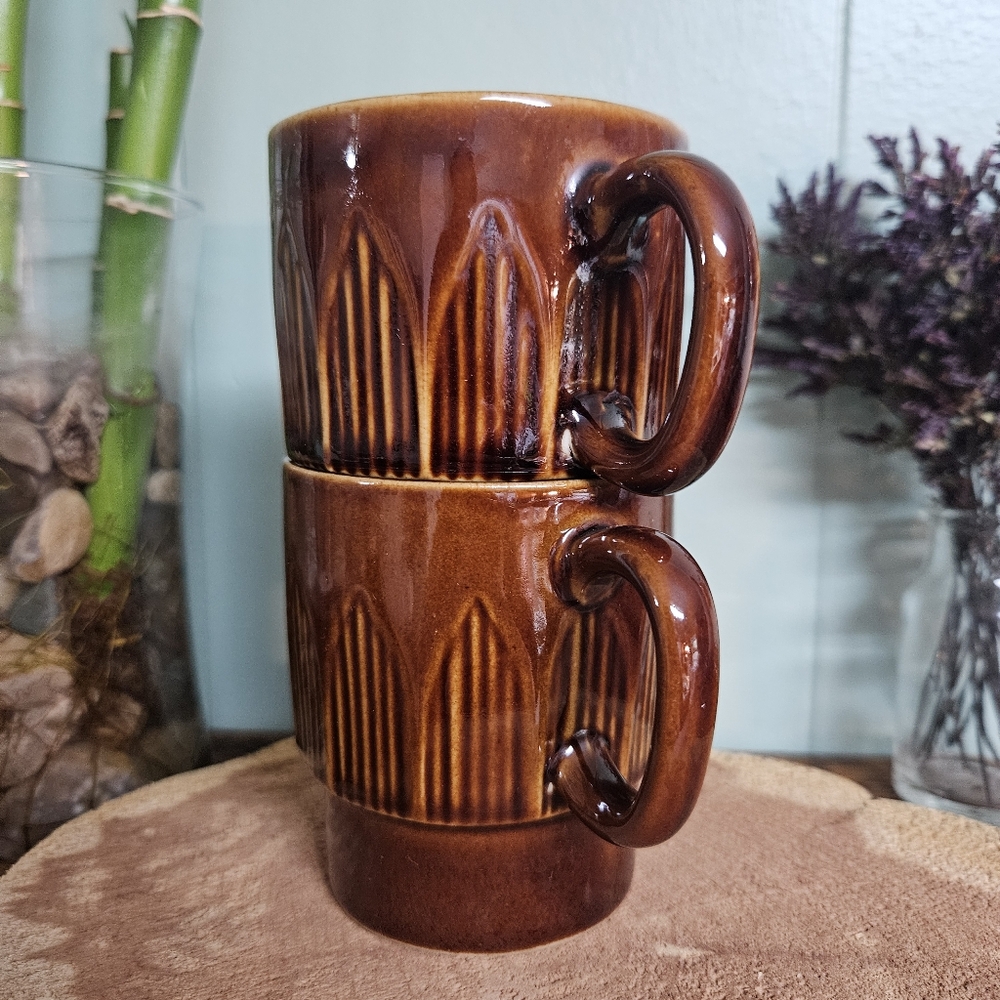 Mid-century Stackable Mug Set - Picture 2 of 11